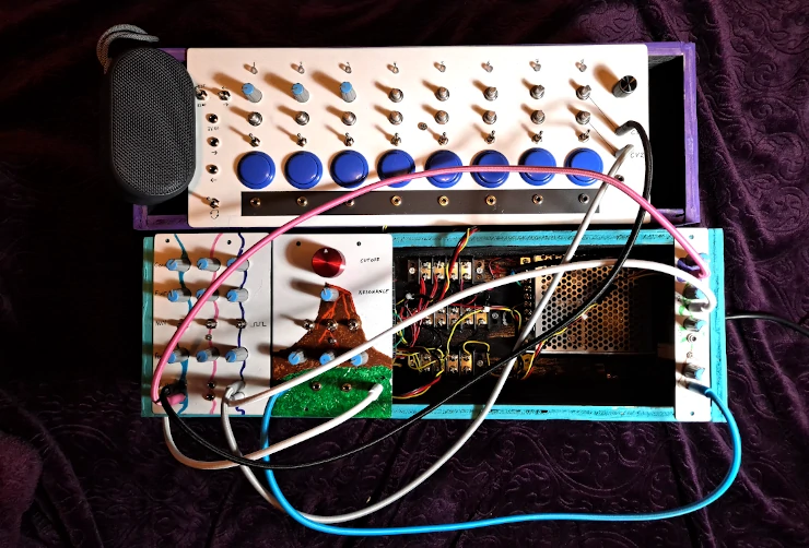 Picture of the finished Zoog Synth